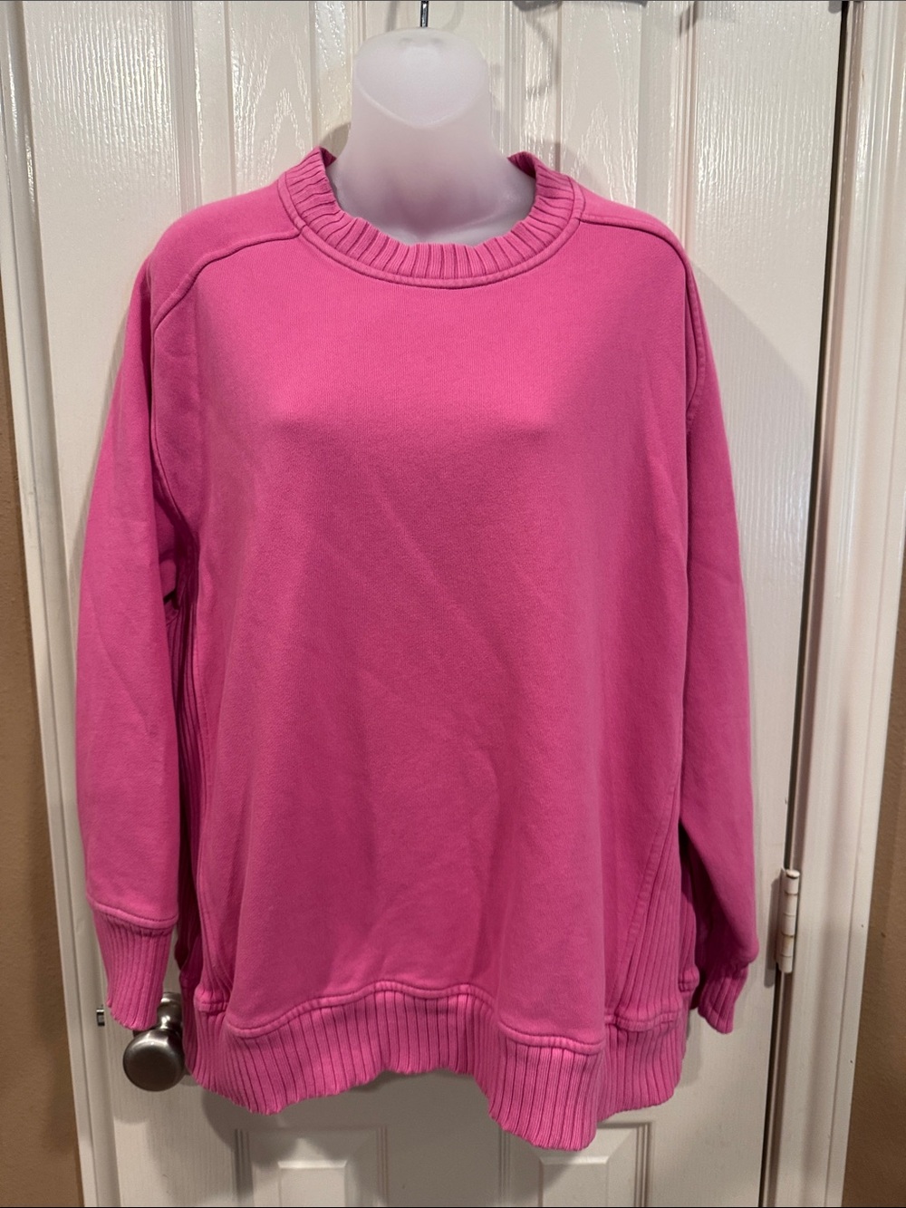 Aerie pink oversized style sweatshirt. Sz Small